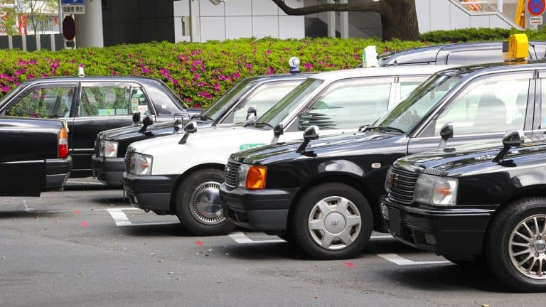 タクシー
