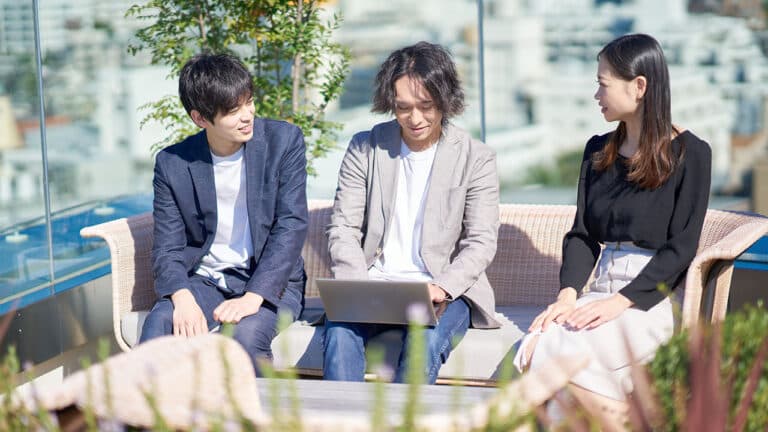 CSR活動におけるプレスリリースの書き方｜構成・項目と配信事例15選を解説【テンプレートあり】