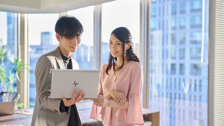 サービスサイトとは？コーポレートサイトとの3つの違いや、作成時のポイントを解説