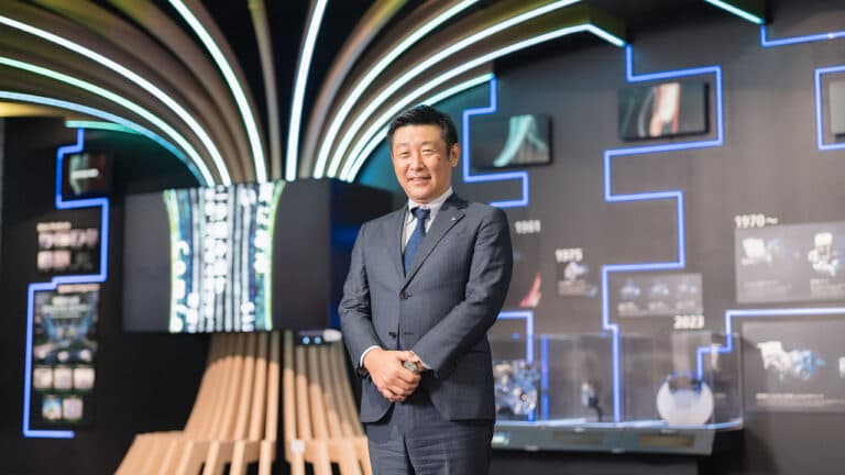 自動車業界100年に1度の大変革期。企業イメージを変えた広報部の挑戦|株式会社アイシン