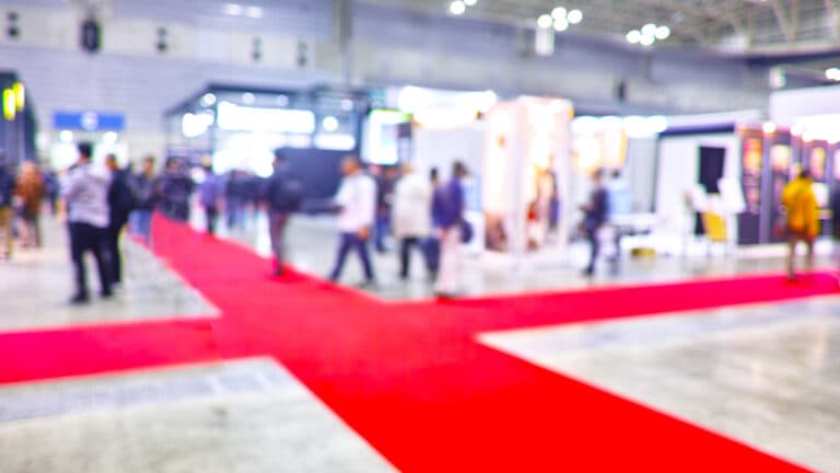 展示会出展のプレスリリースの書き方は?来場数を上げるための必要項目と5つのポイントを解説