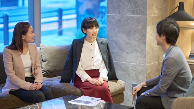 社内から情報収集