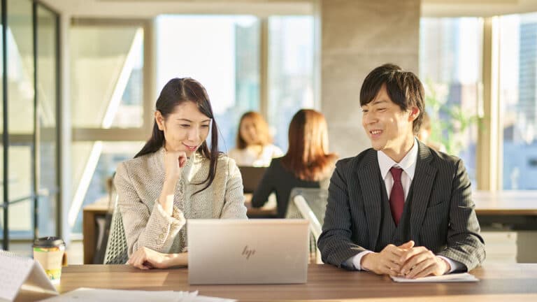 ナラティブとは? ストーリーとの違いと企業にナラティブが必要な意味と背景