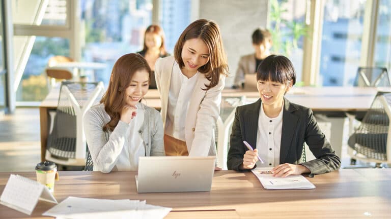 広報誌とは?「広報紙」との違い・制作時の8つのポイントを解説【事例紹介あり】