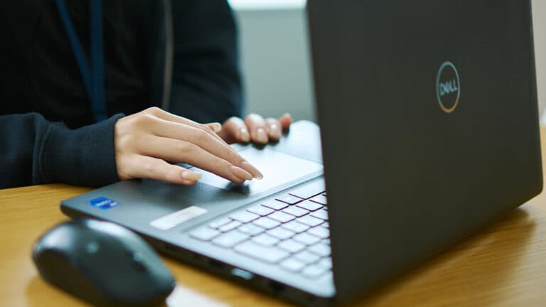 採用ブログとは?10のネタ・始め方から運営方法のポイント・事例まで紹介